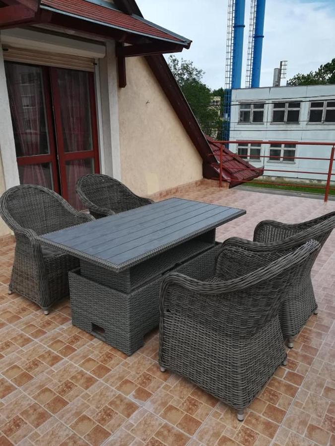 Karika Vendeghaz Appartement Hajdúszoboszló Buitenkant foto